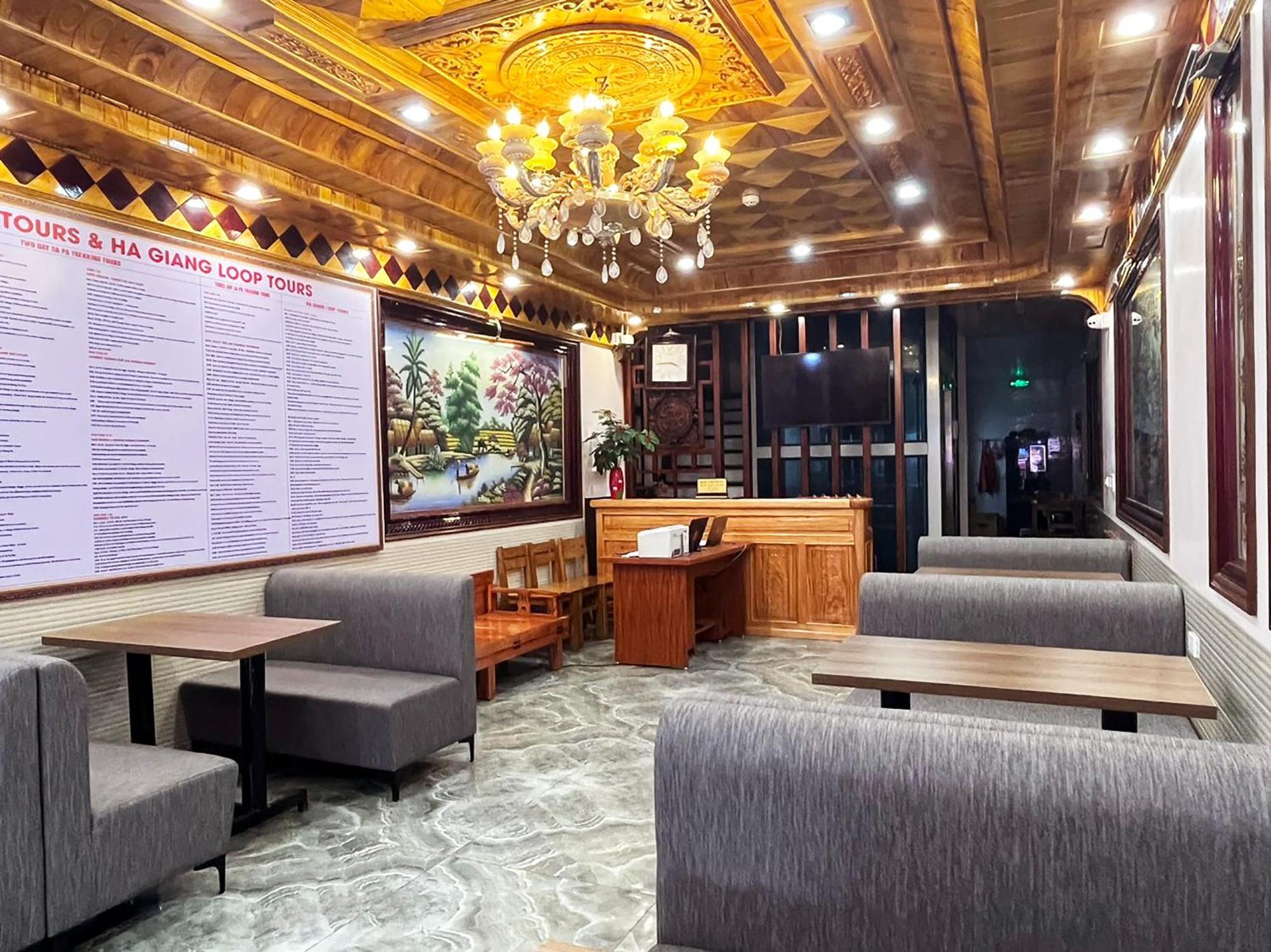 Quoc Tuan Hotel Sapa Exteriör bild